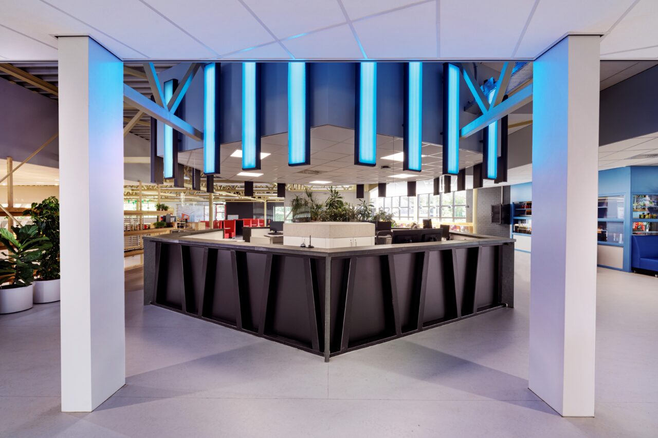 Foto 1 - Balie Alfa-college Hoogeveen