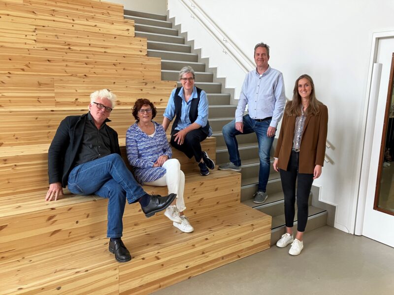 vlnr Maarten Norine Hanneke Frits Chantal